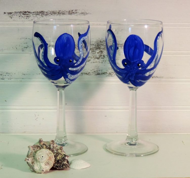 https://www.lisascreativedesigns.com/wp-content/uploads/2015/10/Hand-Painted-Octopus-Wine-Glasses-1.jpg