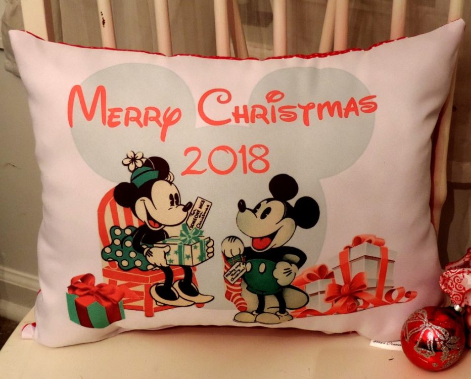 Pastele Disney Mickey Mouse Minnie Mouse and Friends Custom Pillow
