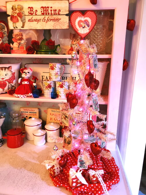 A Vintage Inspired Valentine's Day Display For My Kitchen